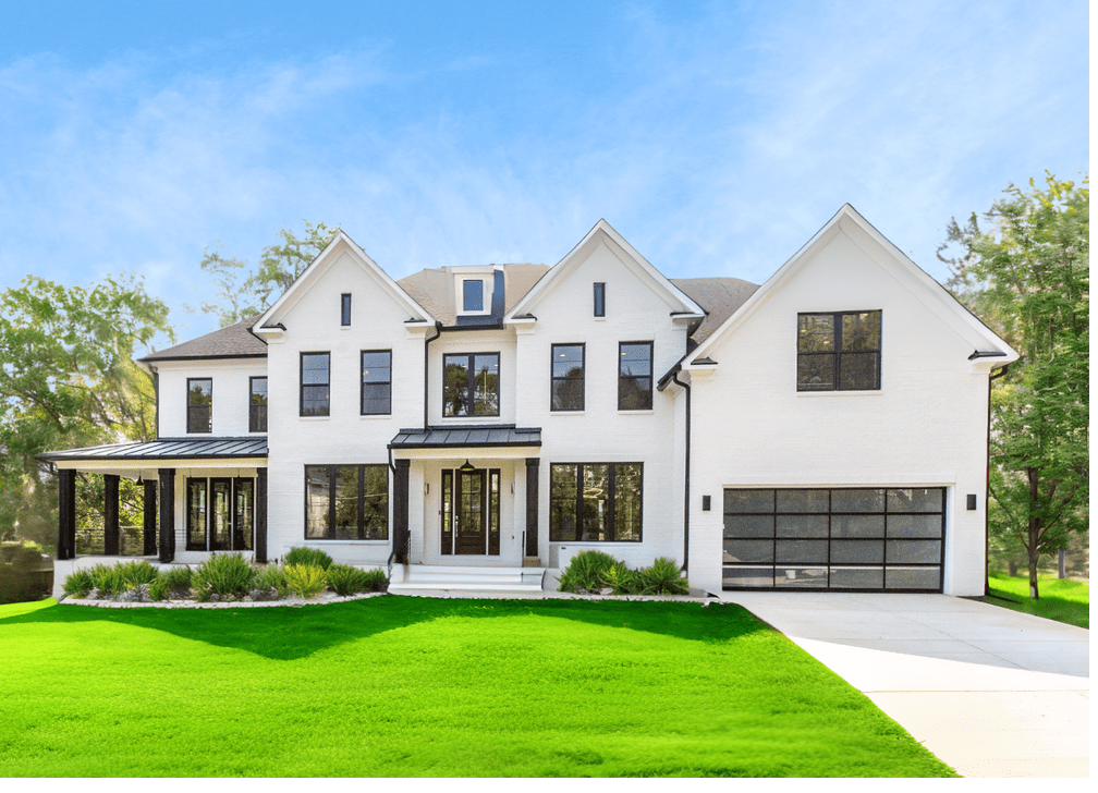 Hampton B estate home exterior
